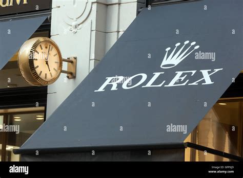 concessionario rolex praga|rolex parisska street.